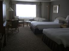 �O�K�̋q���ʐ^