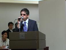 �J��Ŏi������鏬�ѐ搶