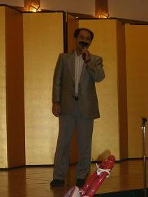 �O���Łu���E�̃i�x�A�c�v